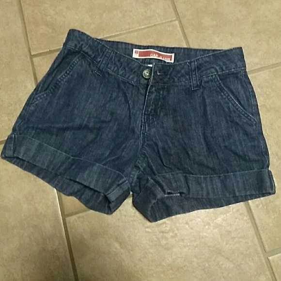 Gap shorts - Picture 2 of 4